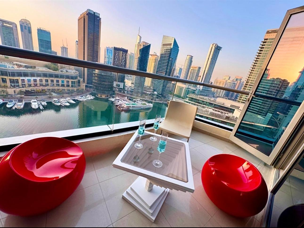 Intercontinental Marina Full Marina View With Balcony, Marina Mall, Large 1 Bedroom Apartment, Kitchen, 2 Toilets, 1 Parking, Swimming Pool And Gym Free Access, Paid Breakfast Dubai